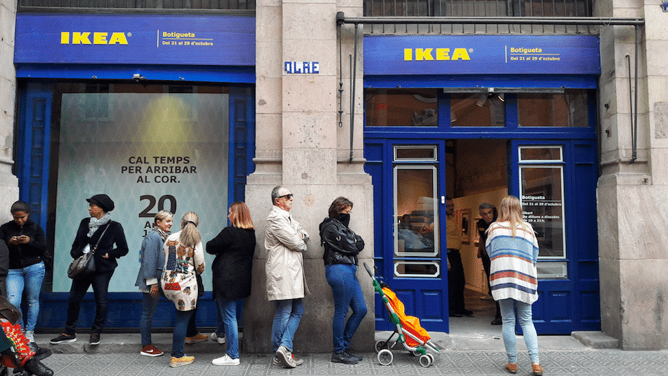 IKEA CELEBRA CON 2 POP-UPS STORES
