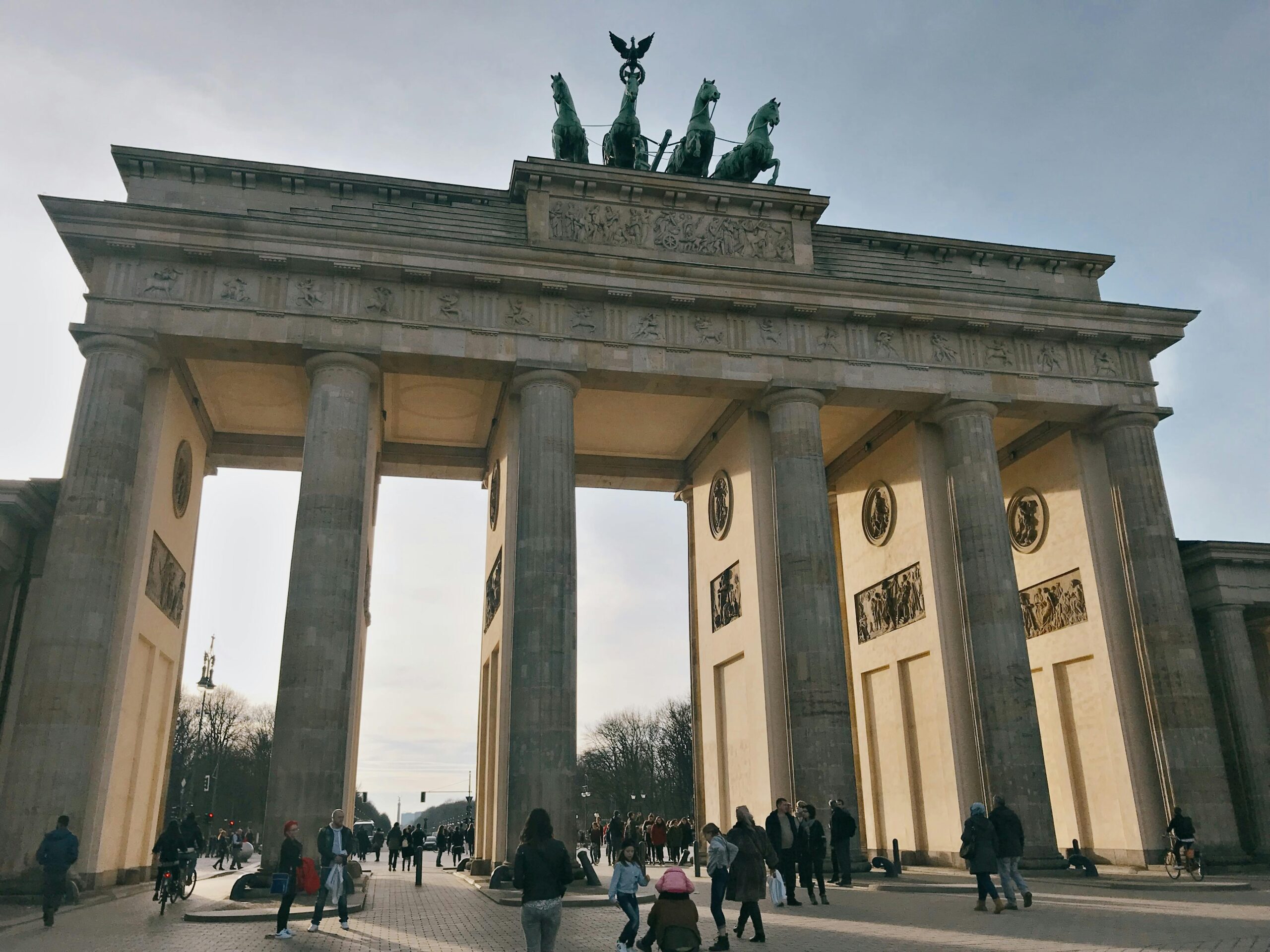 Berlin Fashion Week 2026: Dates, Pop-Up Spaces & Brand Activations